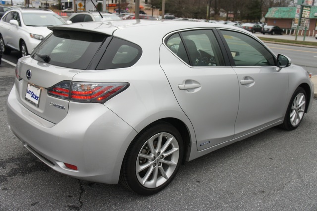 Lexus CT 200h 2012 photo 4