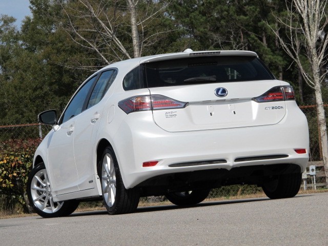 Lexus CT 200h 2012 photo 4