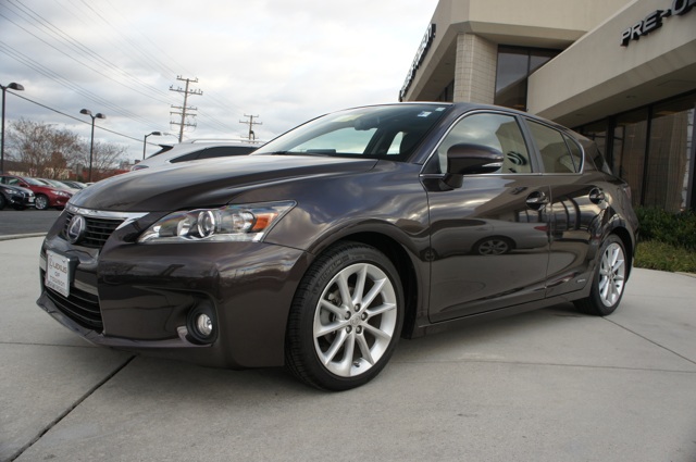 Lexus CT 200h 2012 photo 0