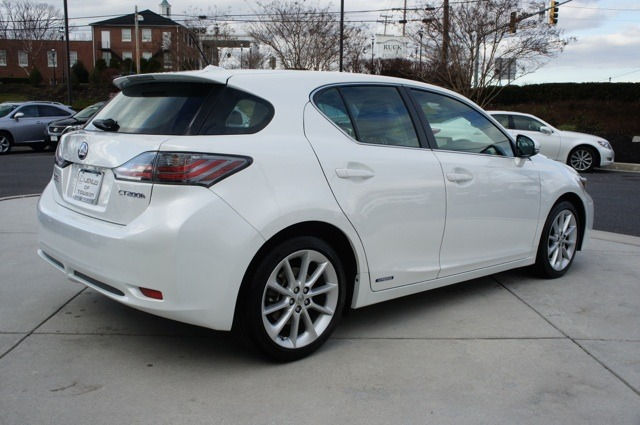 Lexus CT 200h 2012 photo 4