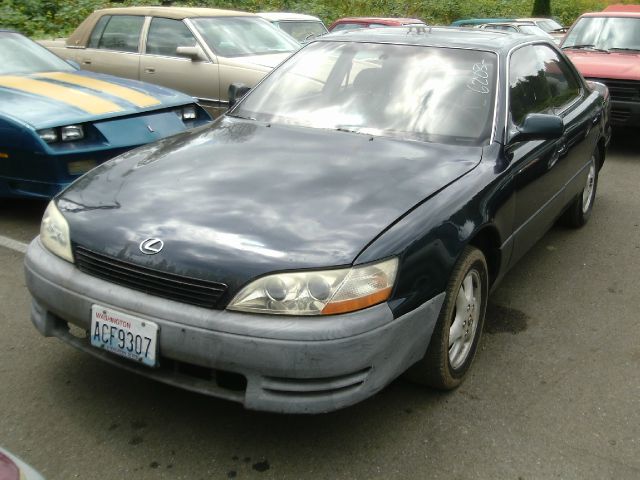 Lexus ES 300 1992 photo 3