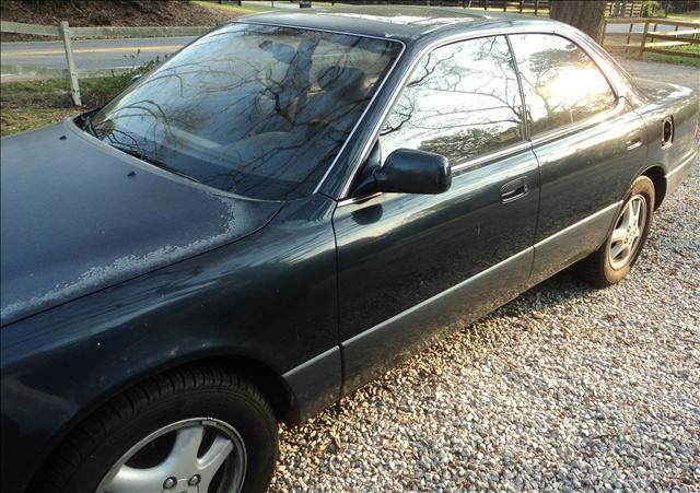 Lexus ES 300 Unknown Sedan