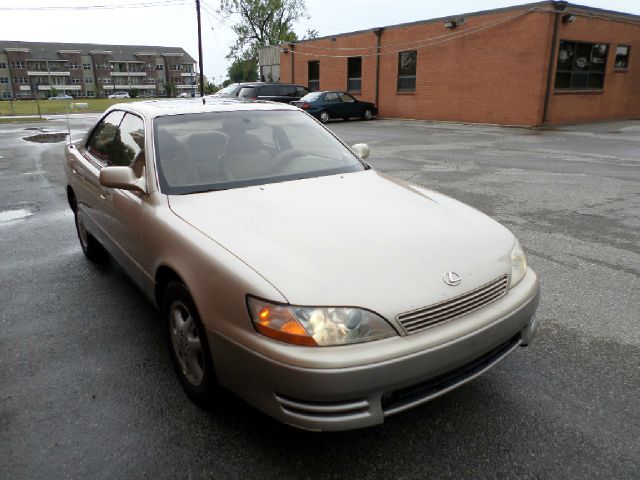 Lexus ES 300 1993 photo 4