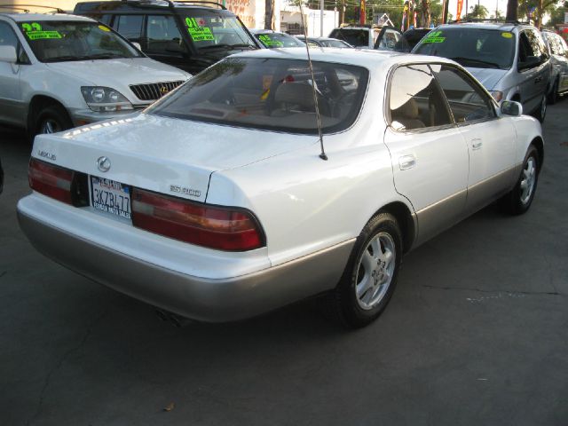 Lexus ES 300 1995 photo 5