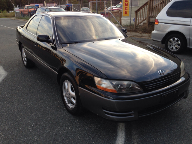 Lexus ES 300 1995 photo 4