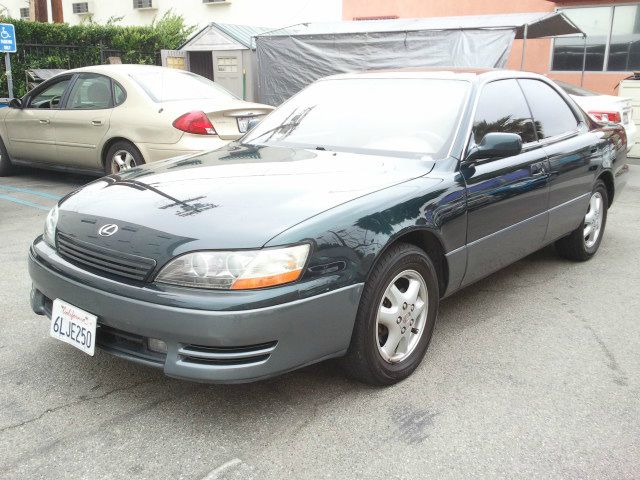 Lexus ES 300 1995 photo 5