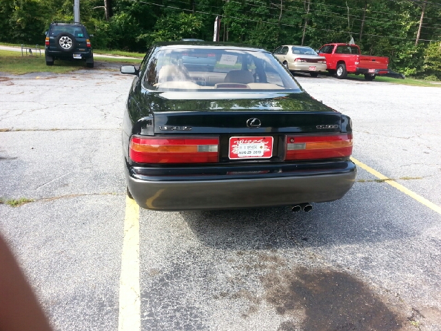 Lexus ES 300 1996 photo 4