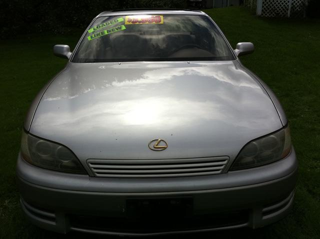 Lexus ES 300 1996 photo 1