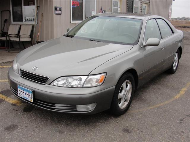 Lexus ES 300 Unknown Sedan