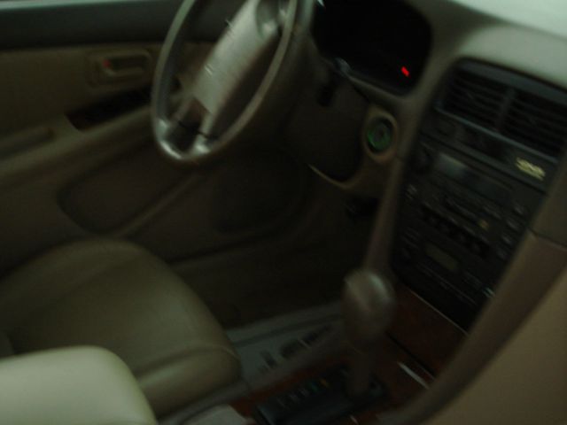 Lexus ES 300 1997 photo 15