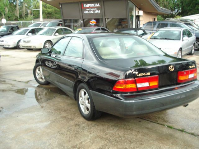 Lexus ES 300 1997 photo 19