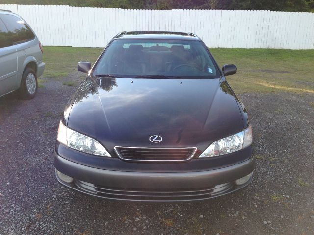 Lexus ES 300 1997 photo 2