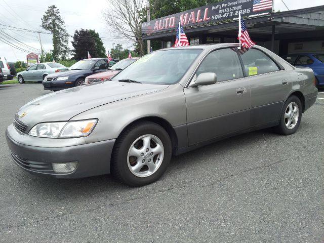 Lexus ES 300 1997 photo 3