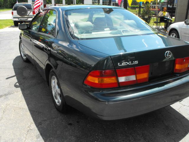 Lexus ES 300 1997 photo 5