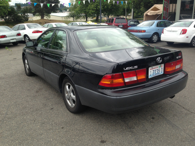 Lexus ES 300 1997 photo 3