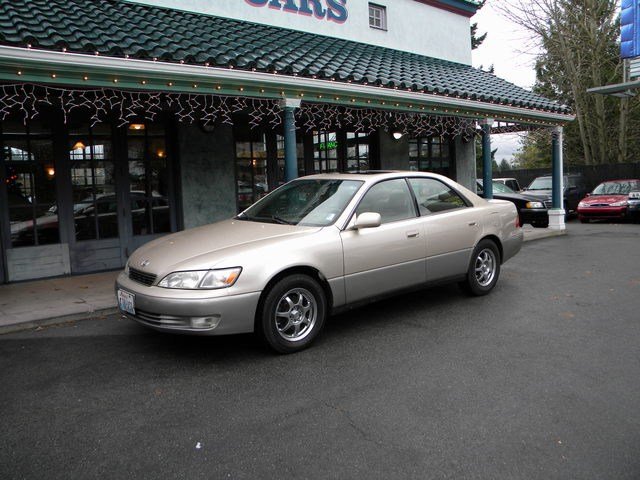 Lexus ES 300 1997 photo 5