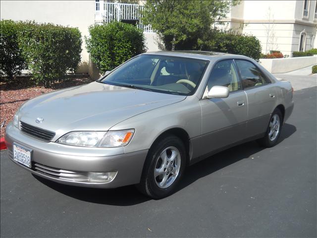 Lexus ES 300 1997 photo 5