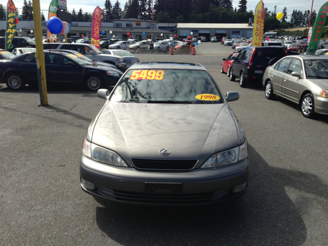 Lexus ES 300 1998 photo 4