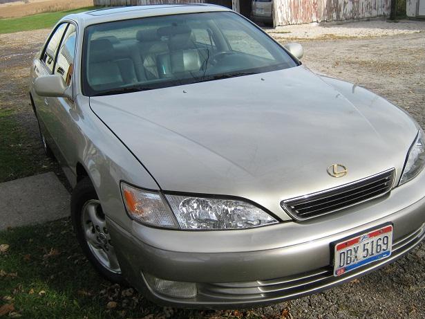 Lexus ES 300 1998 photo 1