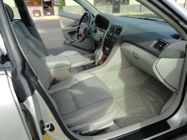 Lexus ES 300 1998 photo 8