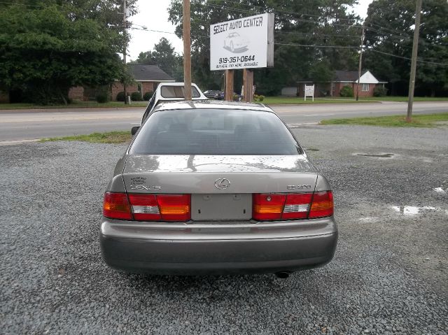 Lexus ES 300 1998 photo 1