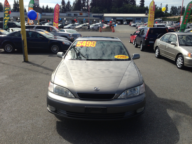 Lexus ES 300 1998 photo 1