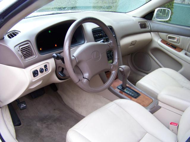 Lexus ES 300 1999 photo 5