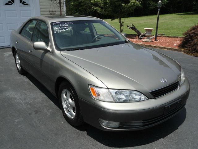 Lexus ES 300 1999 photo 1