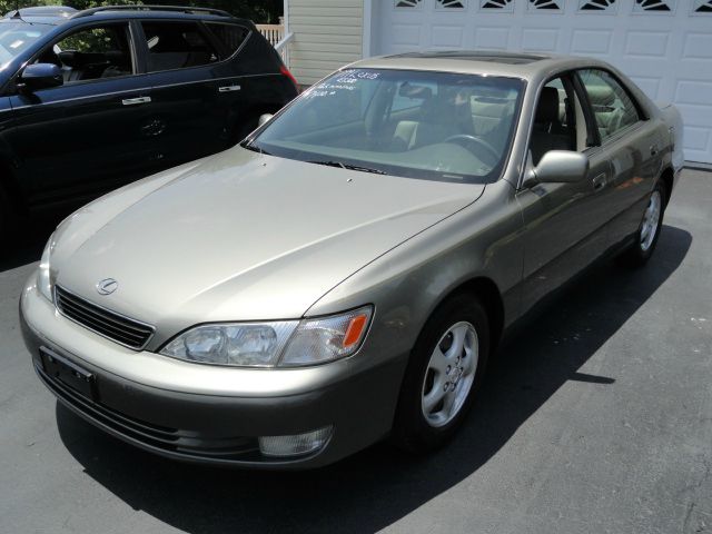 Lexus ES 300 1999 photo 4