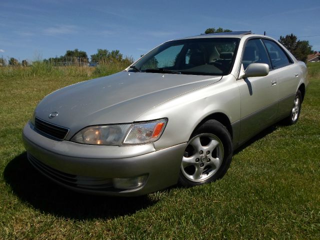 Lexus ES 300 1999 photo 4