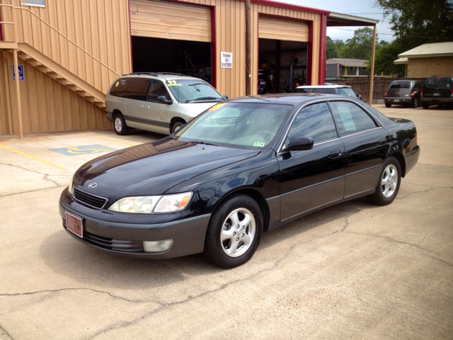 Lexus ES 300 1999 photo 3