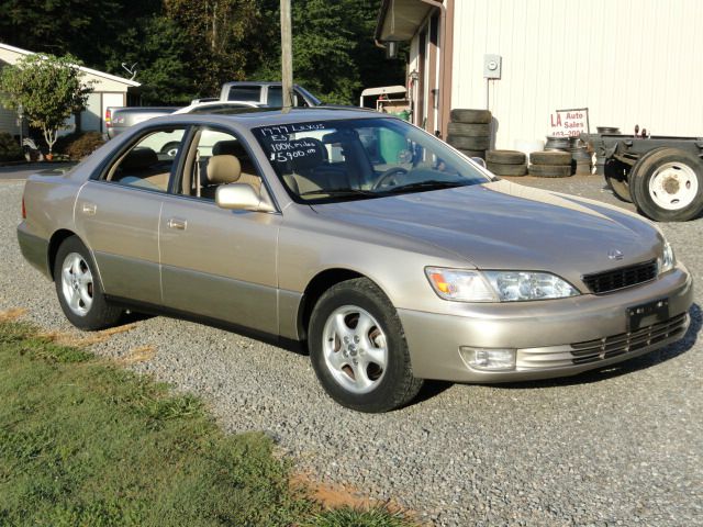 Lexus ES 300 1999 photo 1