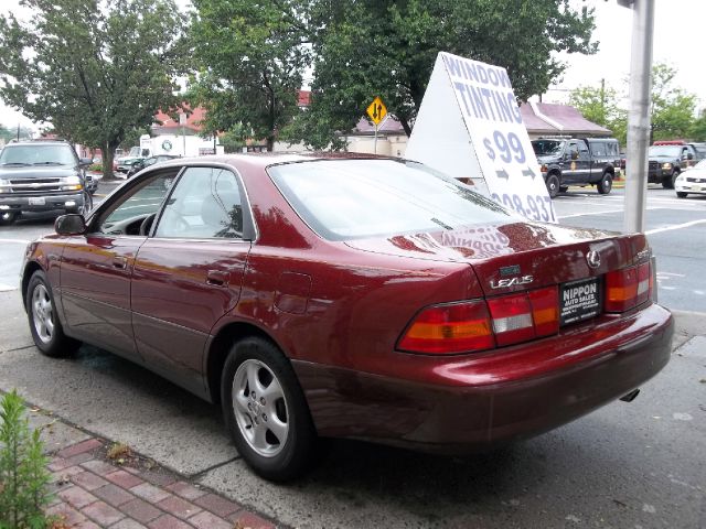 Lexus ES 300 1999 photo 2