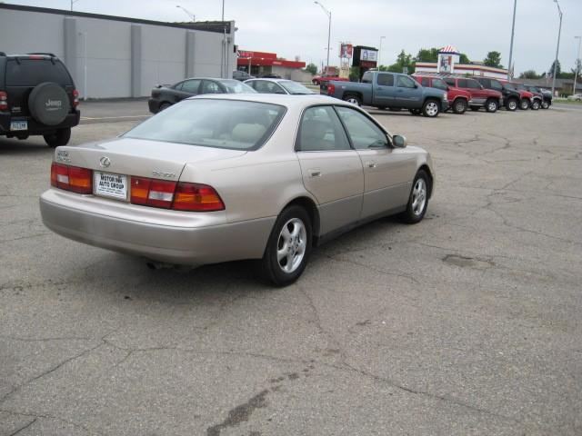 Lexus ES 300 1999 photo 5