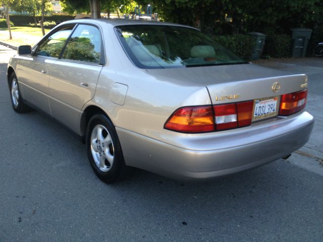 Lexus ES 300 1999 photo 1