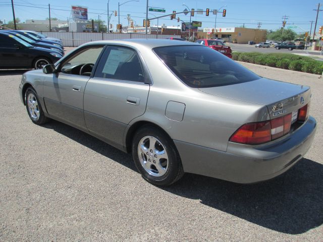 Lexus ES 300 1999 photo 2