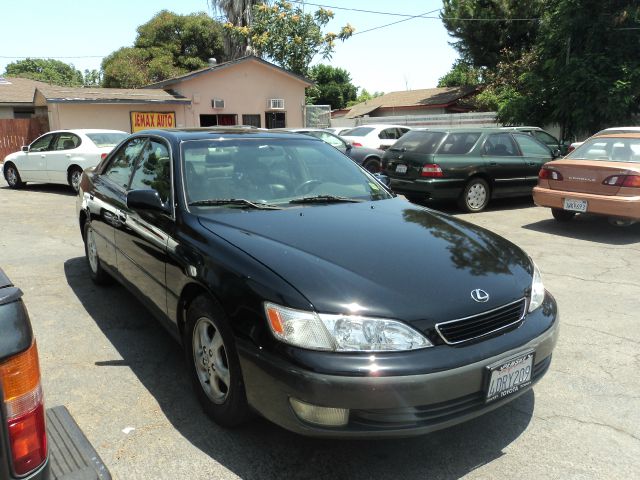 Lexus ES 300 1999 photo 3