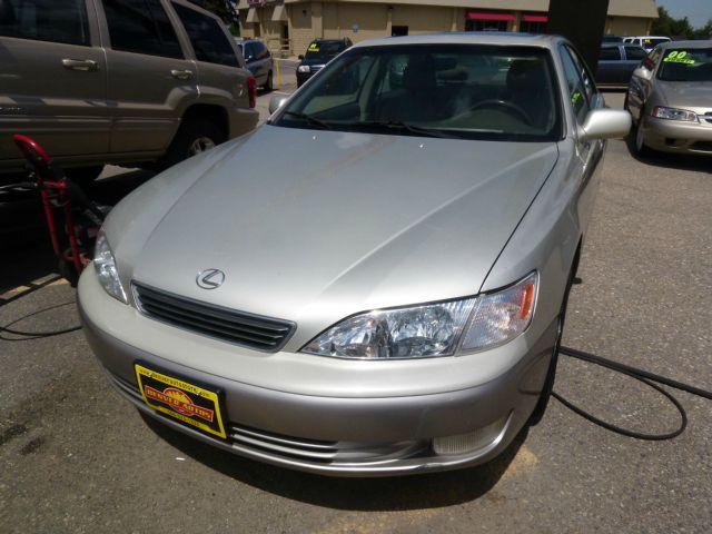 Lexus ES 300 1999 photo 3