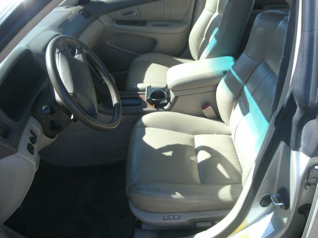 Lexus ES 300 Base Sedan