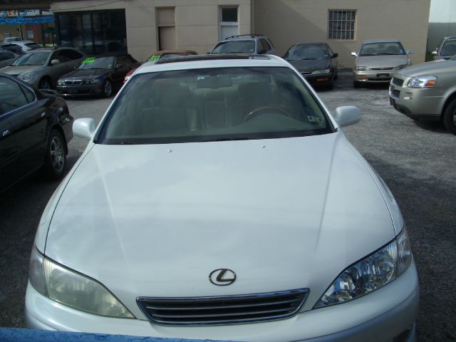 Lexus ES 300 2000 photo 4