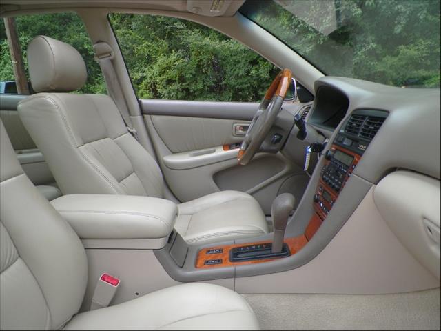 Lexus ES 300 Base Sedan