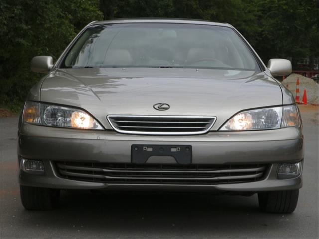 Lexus ES 300 2000 photo 1