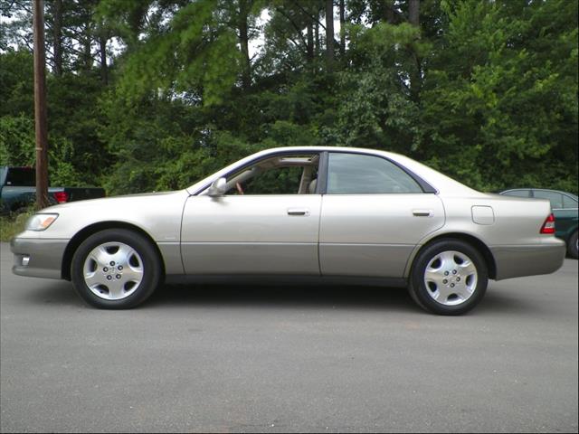 Lexus ES 300 2000 photo 4