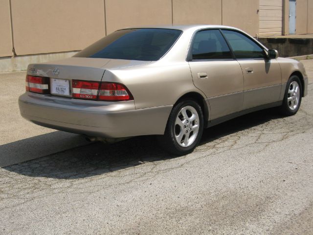 Lexus ES 300 2000 photo 1