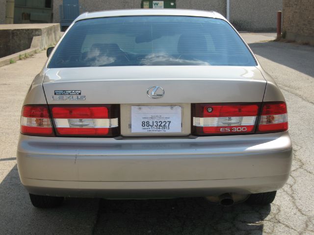 Lexus ES 300 2000 photo 2