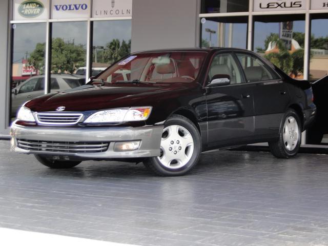 Lexus ES 300 2 Sedan