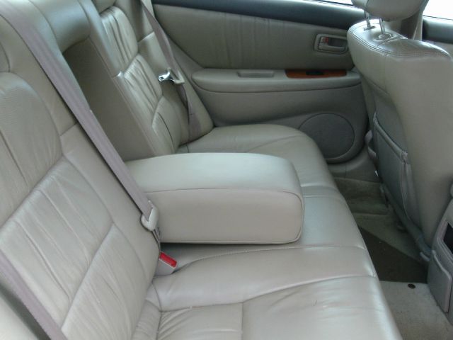 Lexus ES 300 2000 photo 4