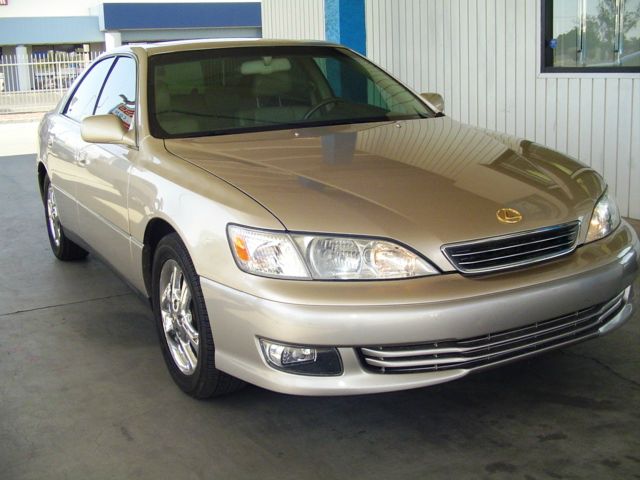 Lexus ES 300 2000 photo 1