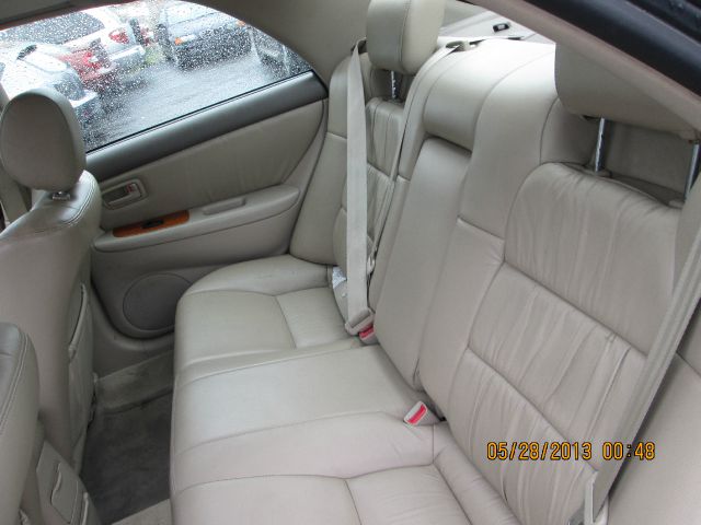 Lexus ES 300 2000 photo 1