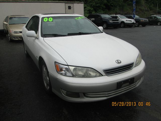 Lexus ES 300 2000 photo 14